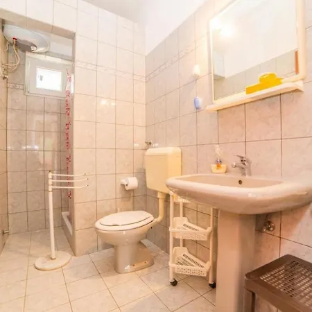 Fuer 4 Personen Ca 65 Qm In Vintijan, Istrien Istrische Riviera Apartment *